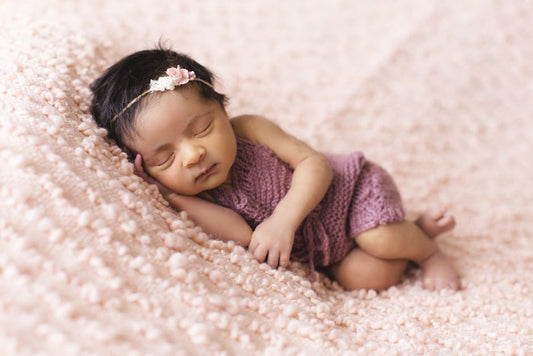 Dreamland: A Guide to Newborn Sleep Hours